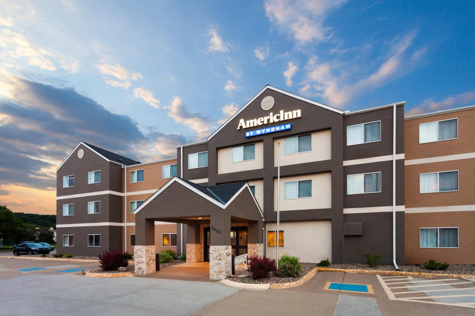 Americinn By Wyndham Hudson Exteriér fotografie
